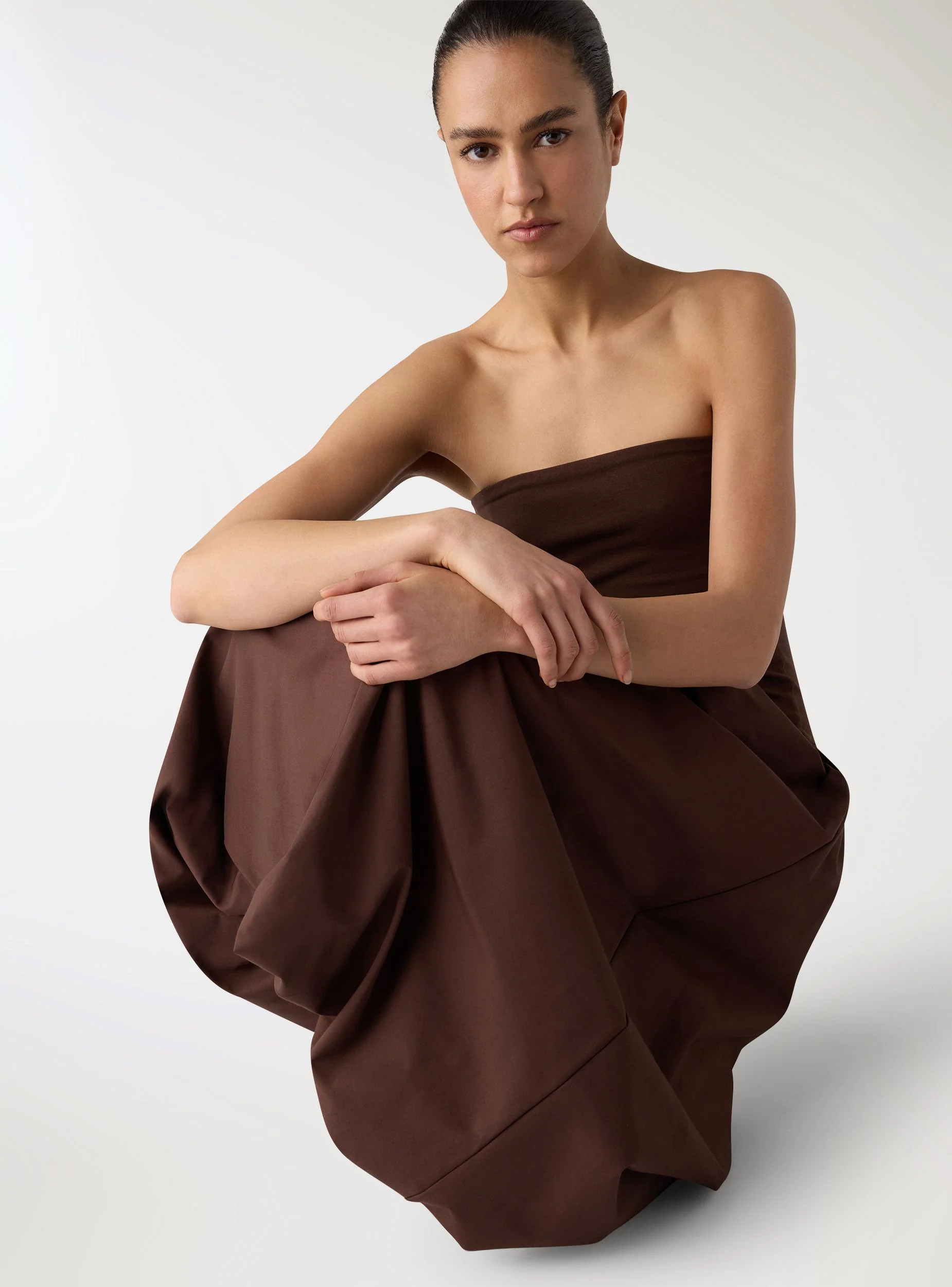 Vestito a spalle scoperte bitessuto con gonna balloon - Image 4