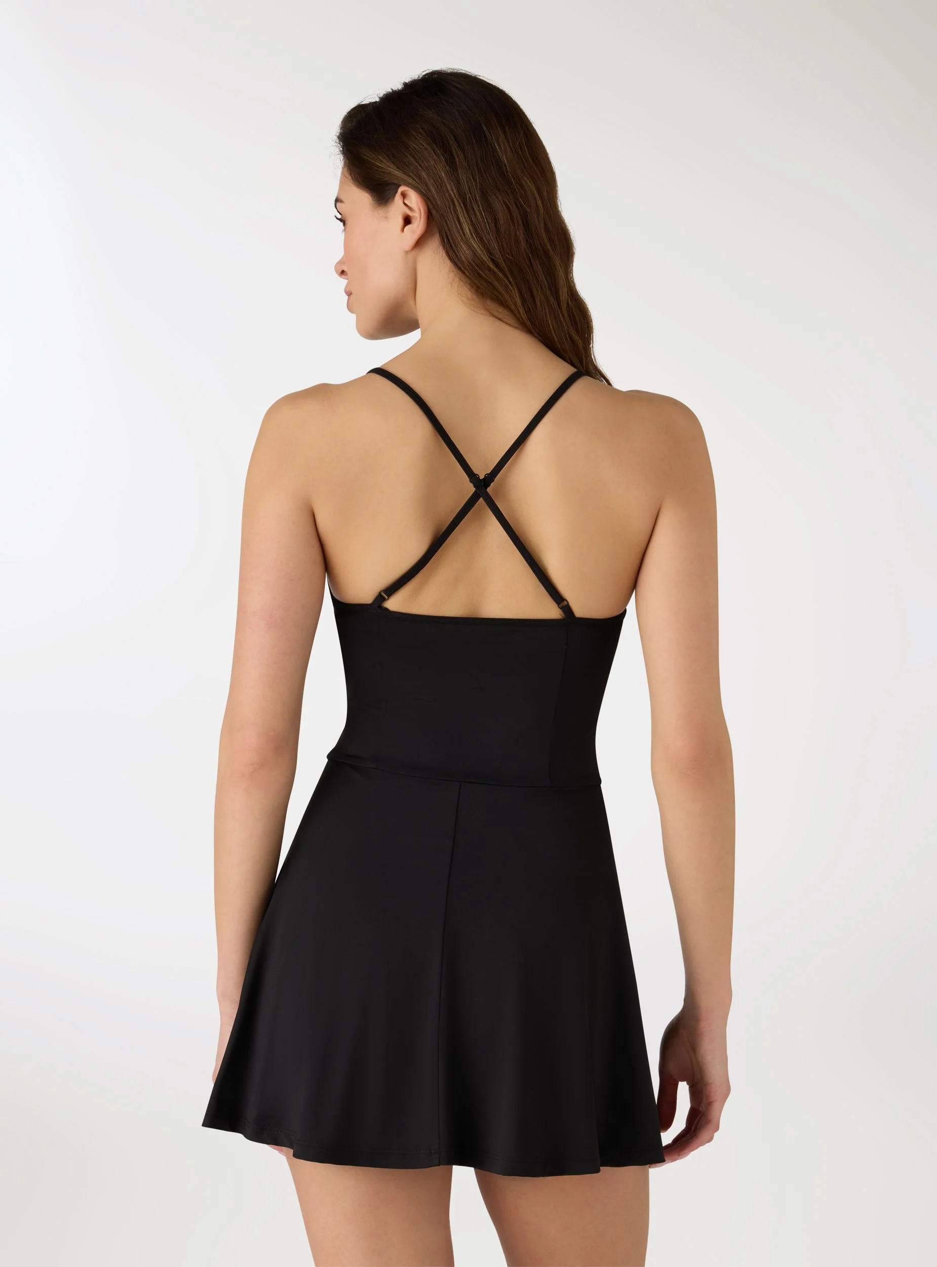 Vestito con coppe e spalline incrociate - Image 3