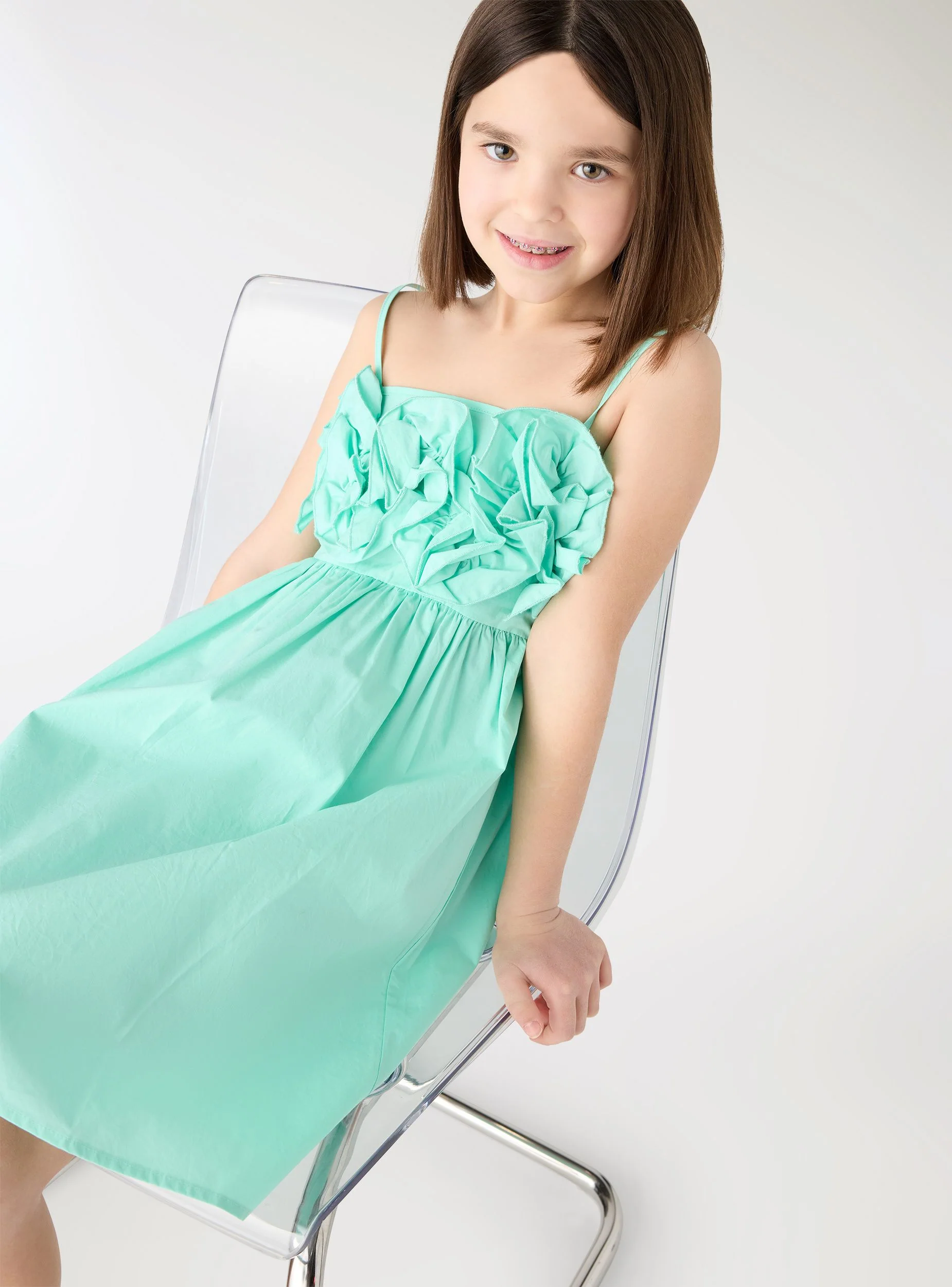 Vestito con spalline sottili e maxi rouches - Image 3