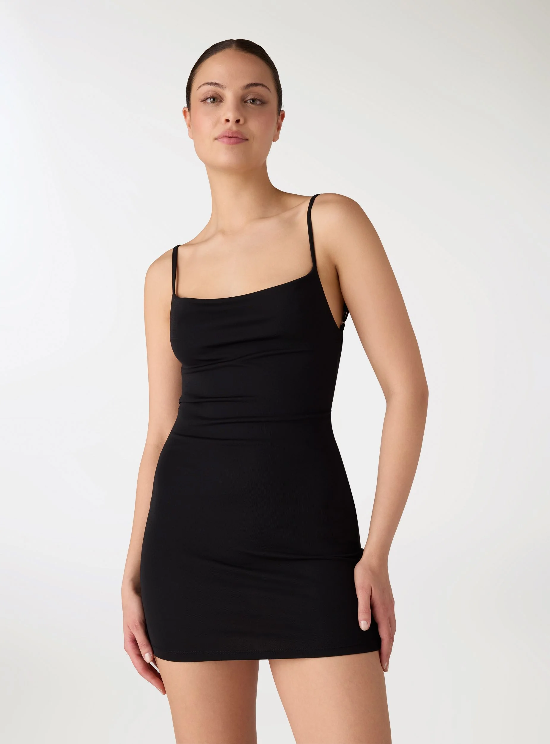 Vestito corto svasato con drappeggio - Image 2