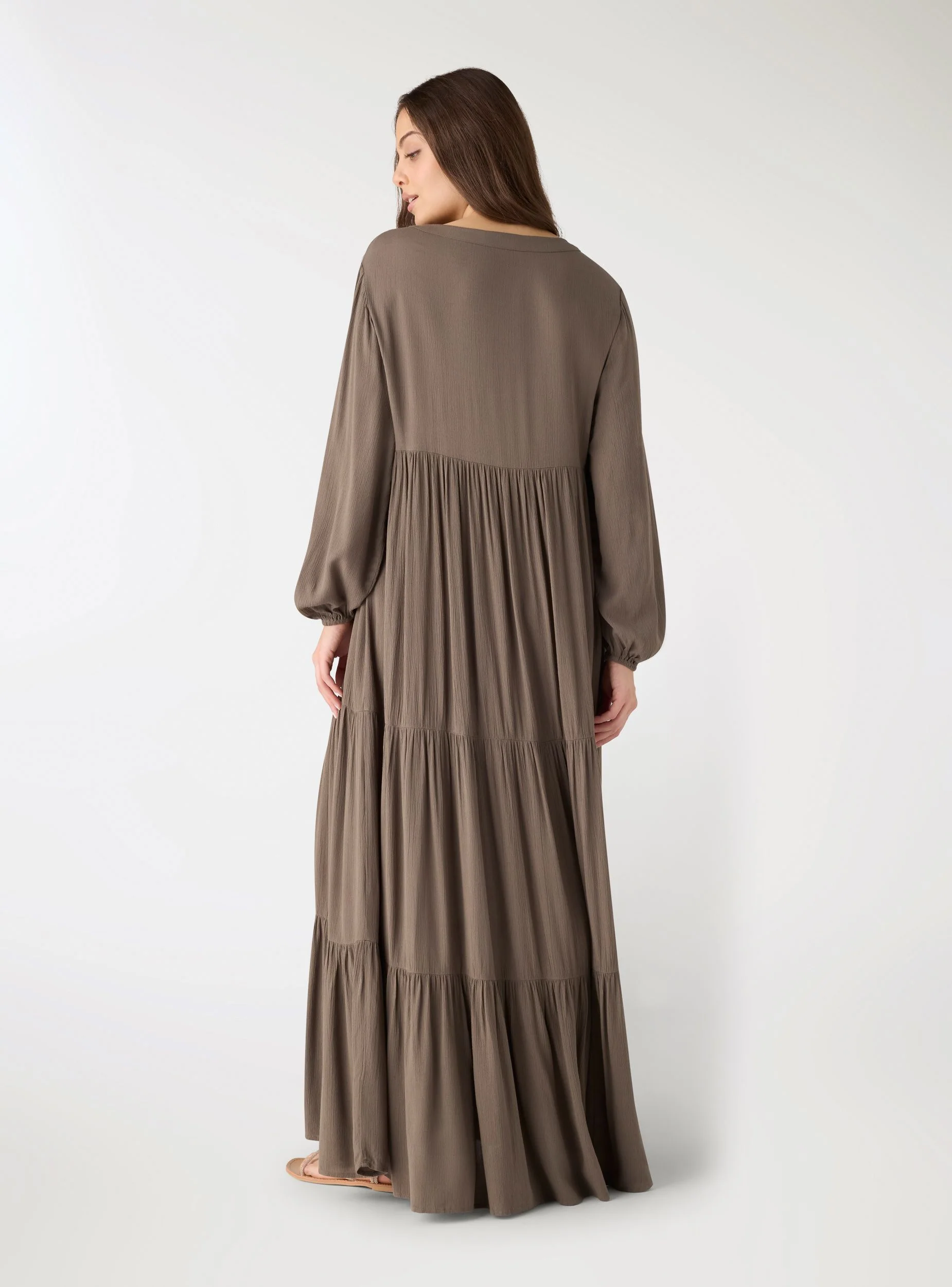 Vestito lungo con balze e scollo a V - Image 4