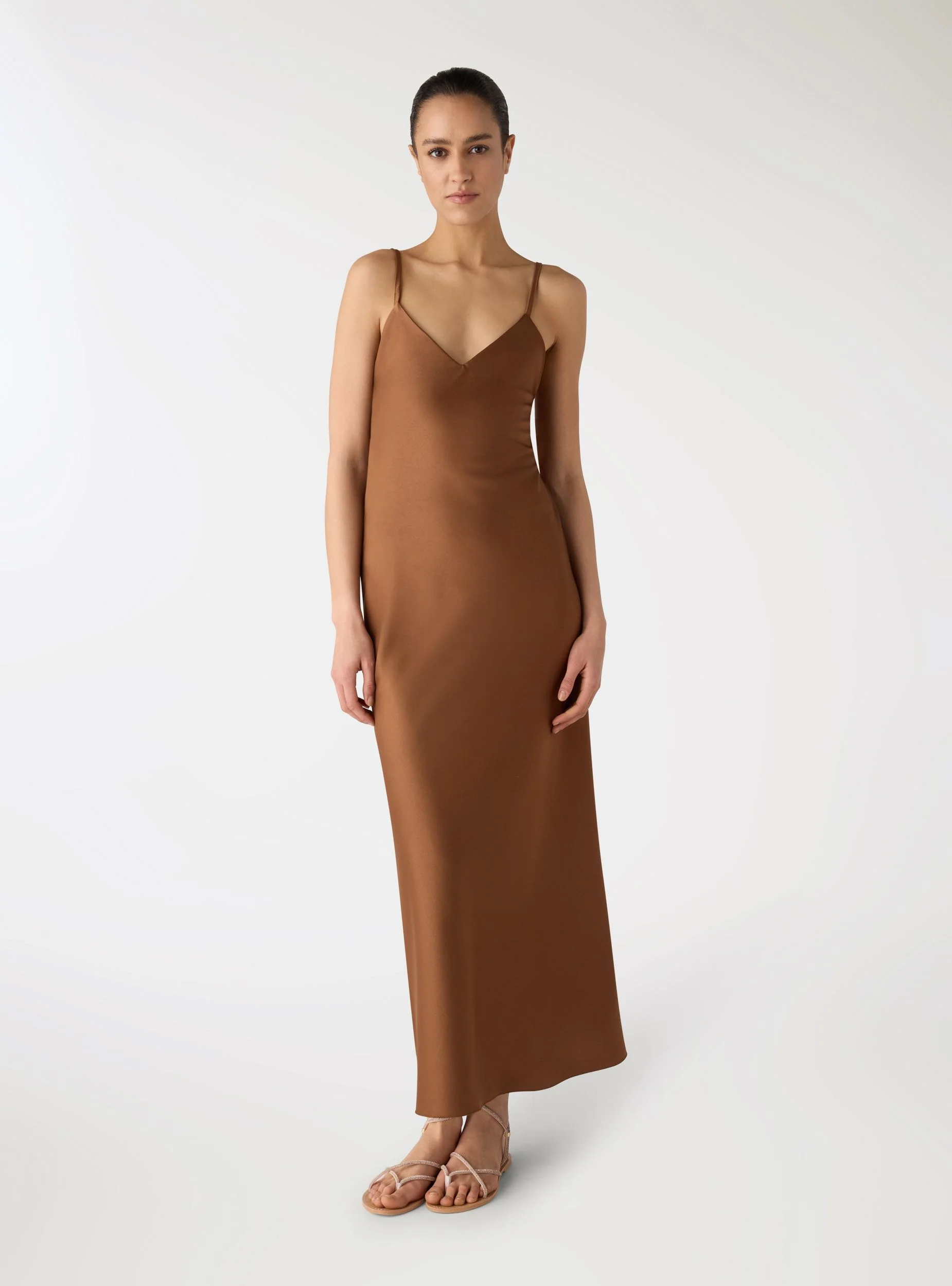Vestito lungo con schiena nuda satin - Image 4