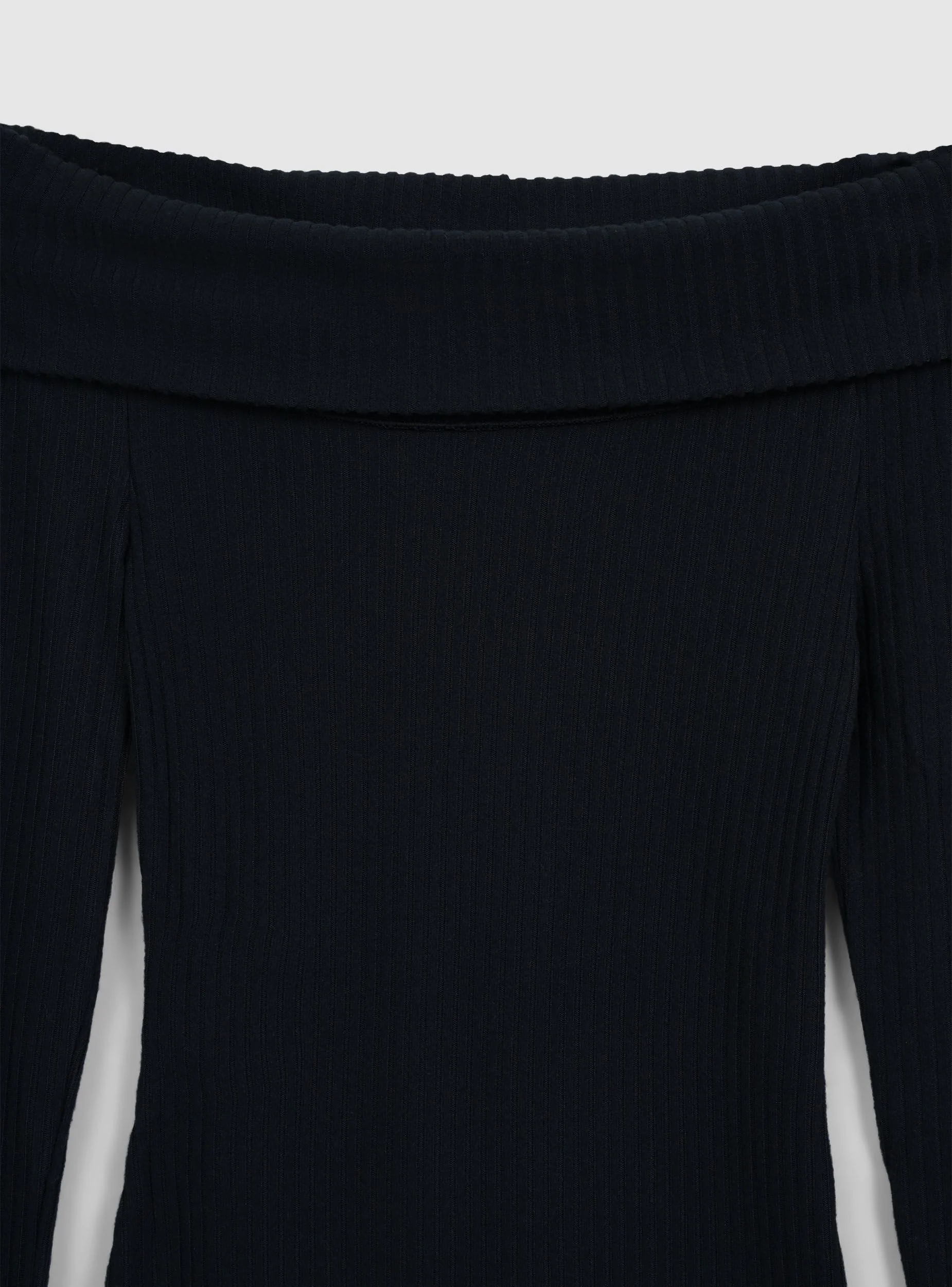 Vestito lungo con spalle scoperte tessuto caldo - Image 6