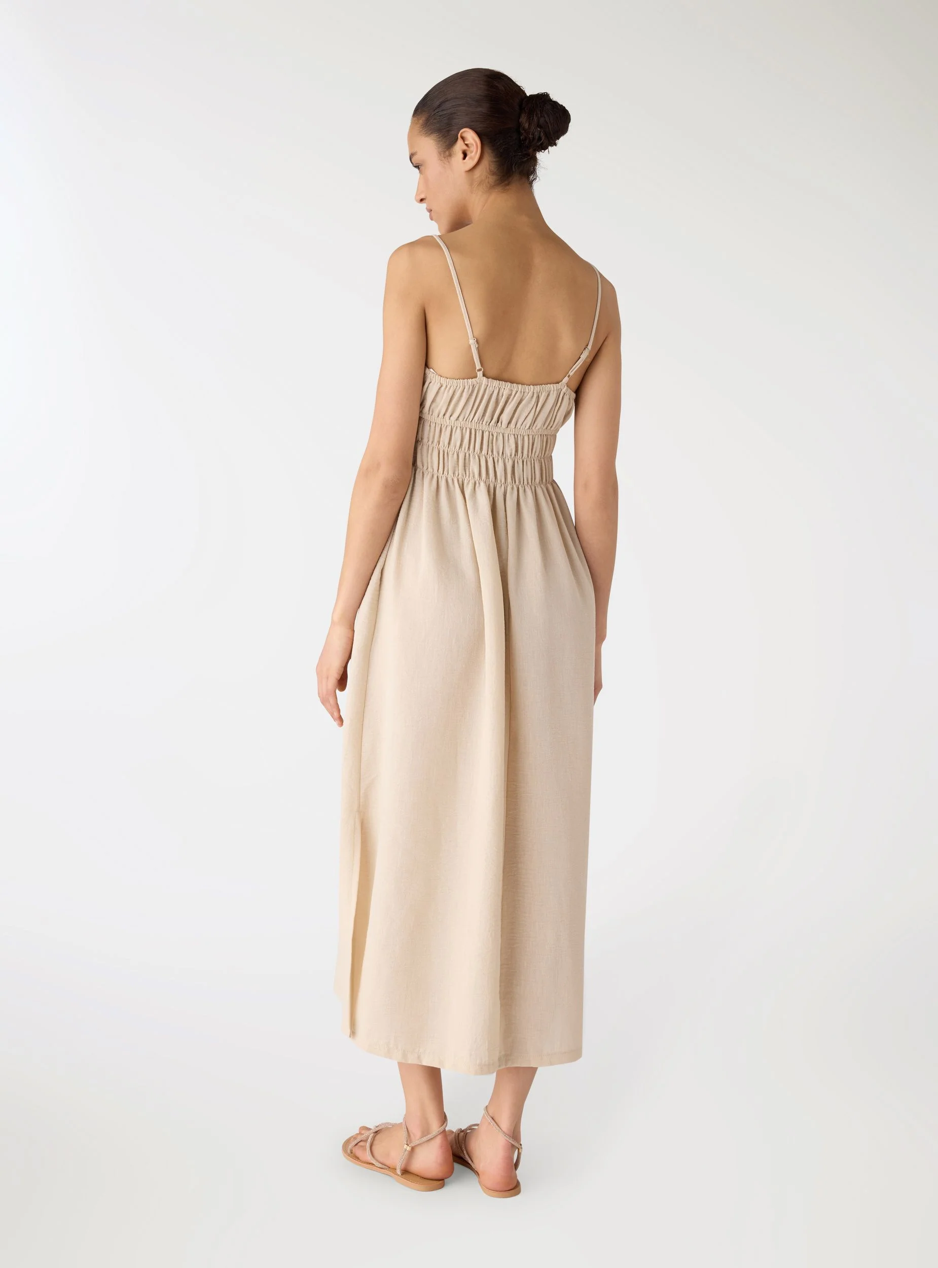 Vestito lungo con spalline sottili e balze - Image 4
