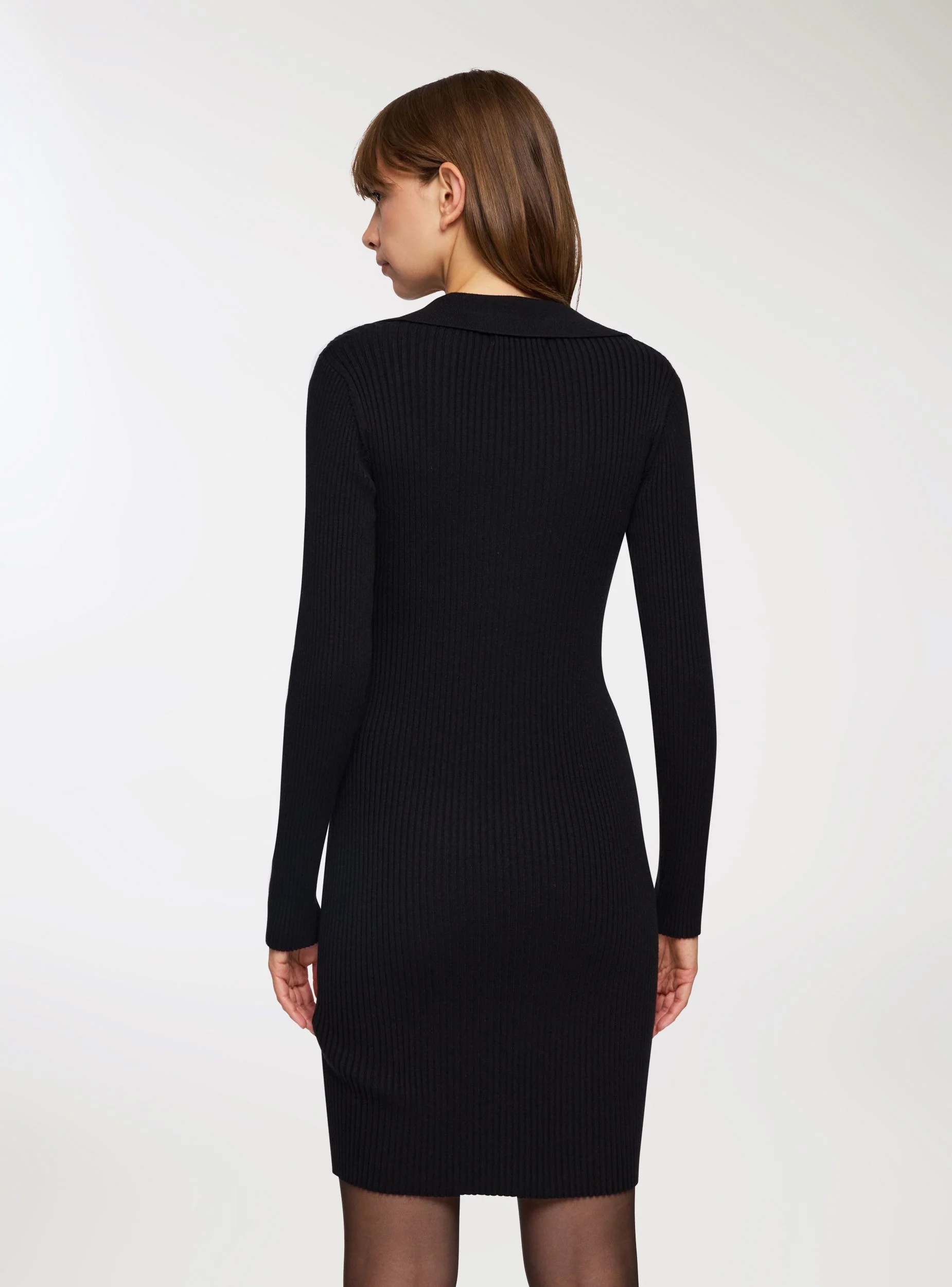 Vestito scollo derby